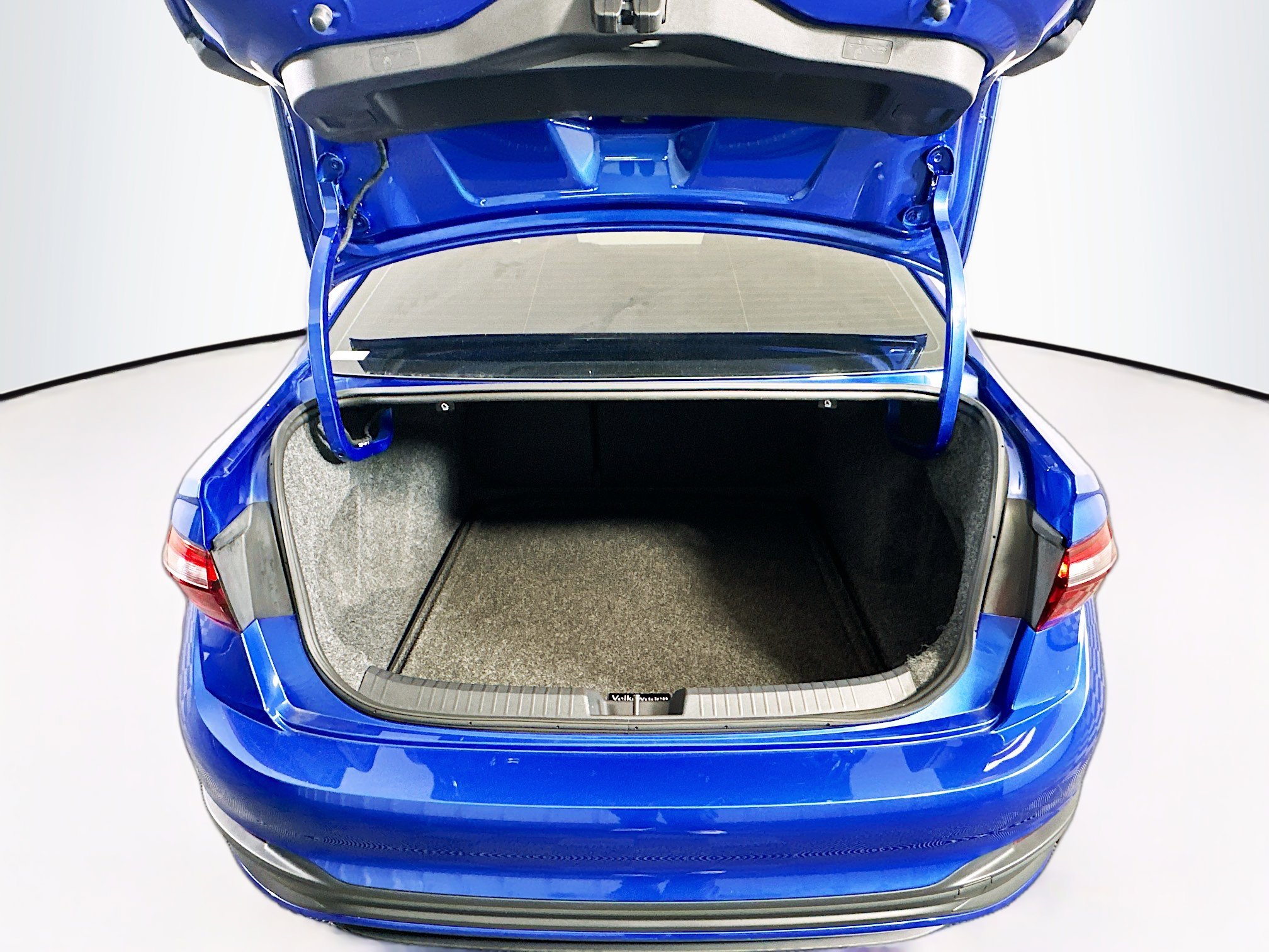 Used 2024 Volkswagen Jetta S image 28