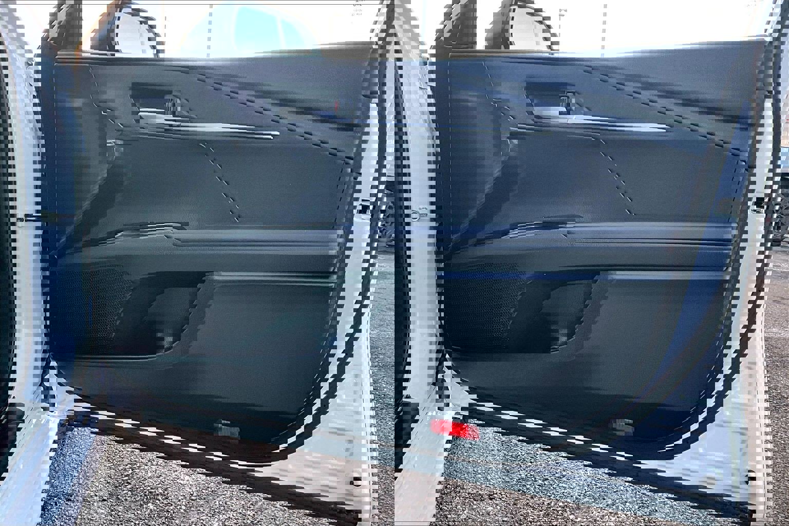 Used 2025 Toyota Camry LE image 22