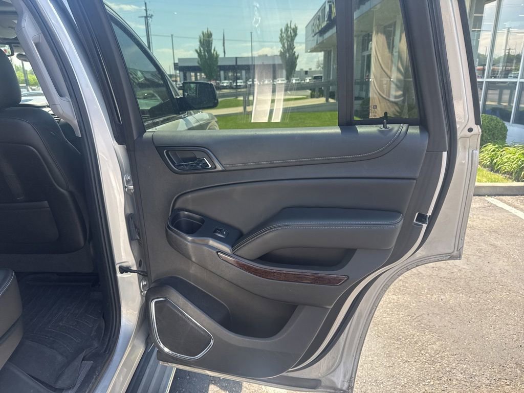 Used 2016 GMC Yukon SLT w/ Open Road Package AWD/4WD image 15