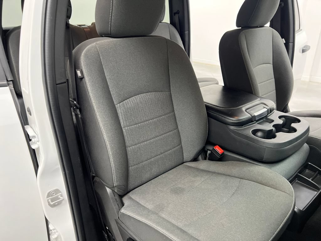 Used 2024 RAM 1500 Warlock AWD/4WD image 26