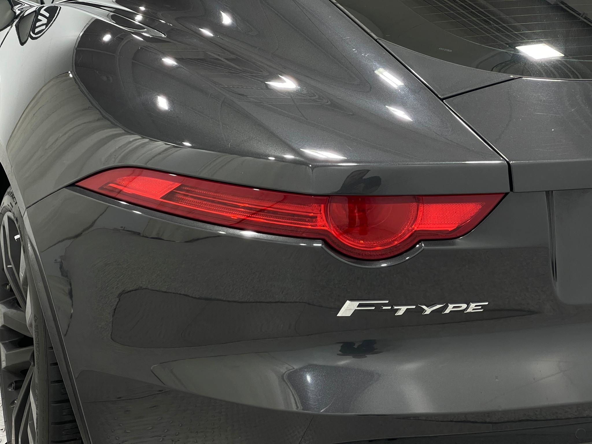 Used 2016 Jaguar F-TYPE S image 32