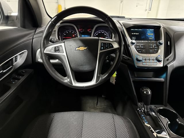 Used 2017 Chevrolet Equinox LT w/ Convenience Package FWD image 11