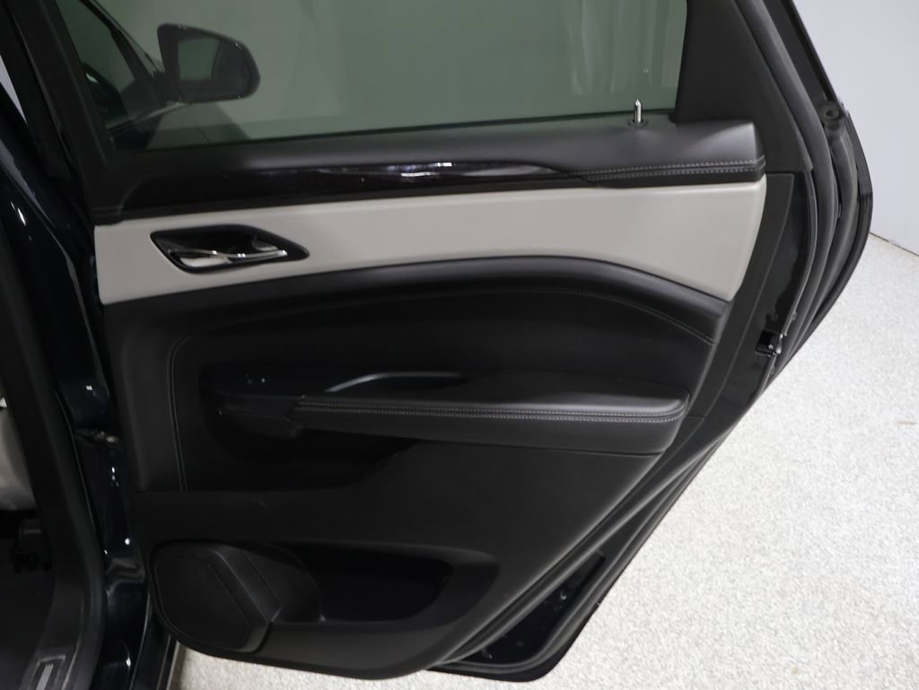 Used 2013 Cadillac SRX Premium AWD/4WD image 21