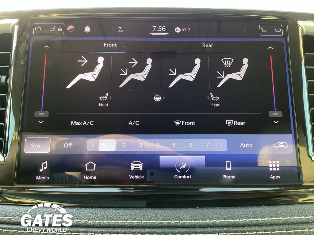 Used 2021 Chrysler Pacifica Touring-L FWD image 20