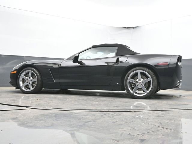 Used 2007 Chevrolet Corvette Convertible w/ Preferred Equipment Group RWD image 35