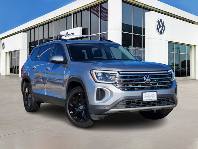 New 2024 Volkswagen Atlas SE image 1