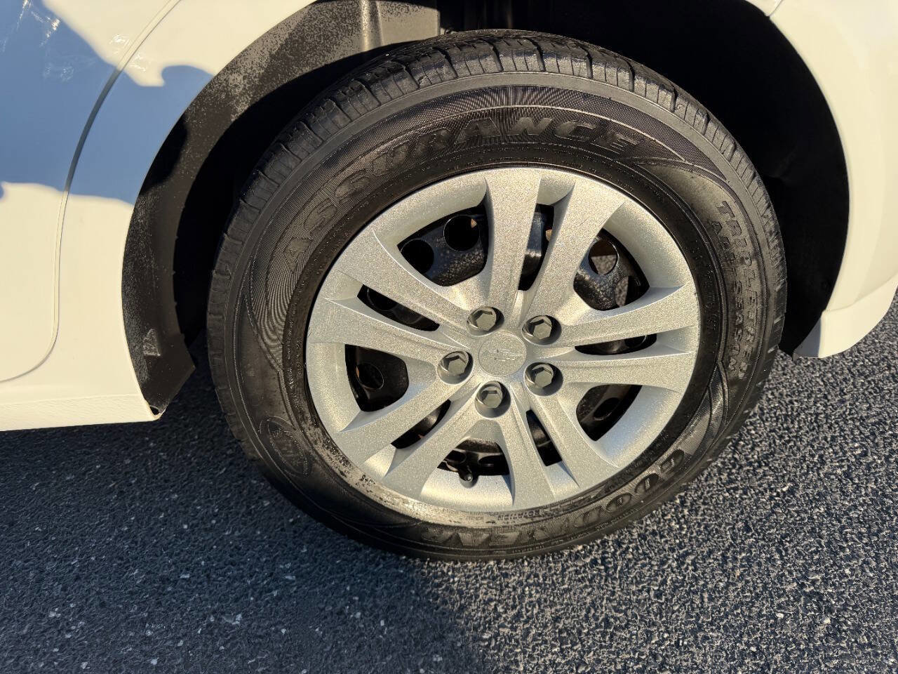 Used 2018 Chevrolet Sonic LT image 35