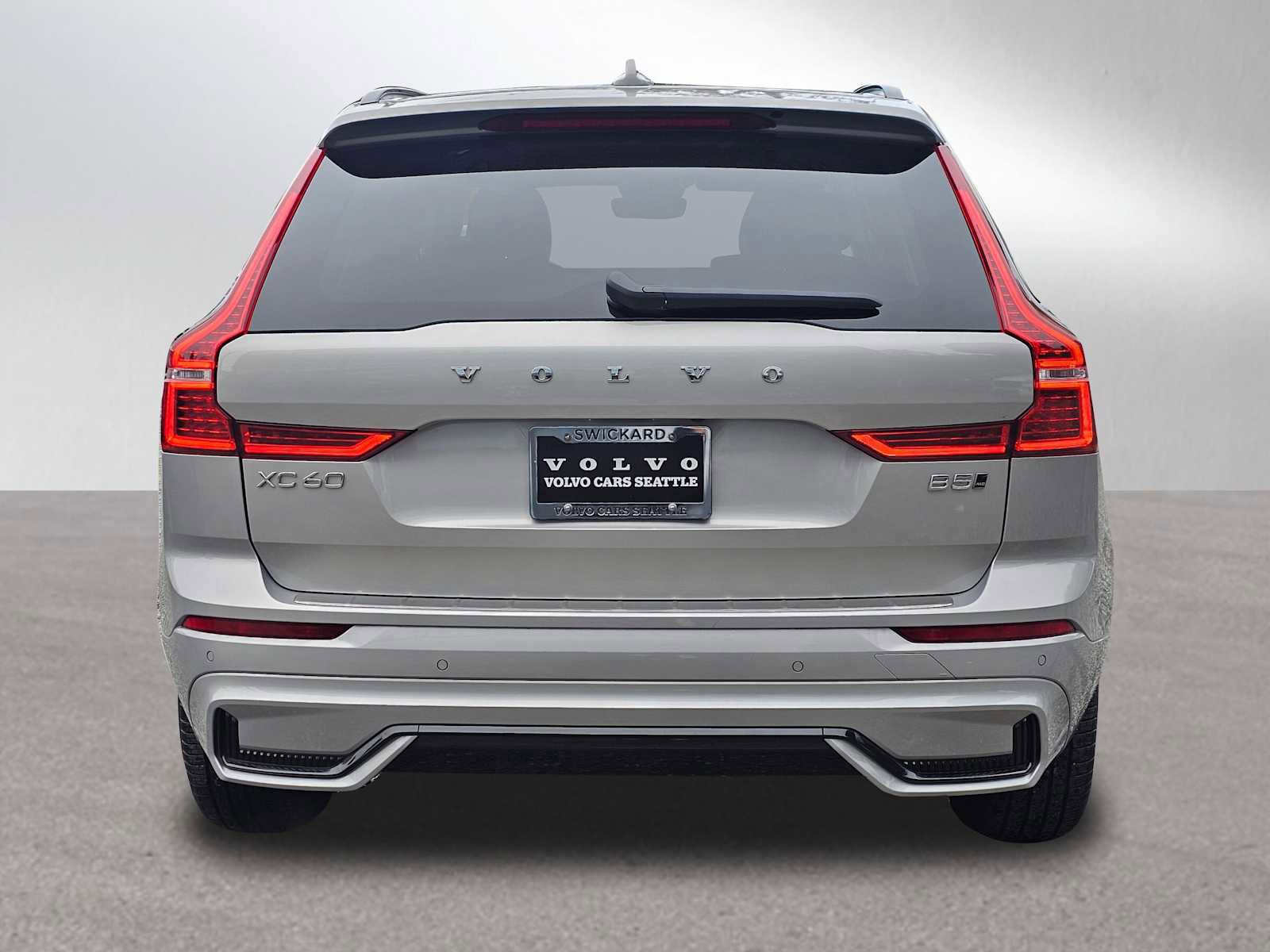 Certified 2025 Volvo XC60 B5 Core w/ Protection Package Premier image 65