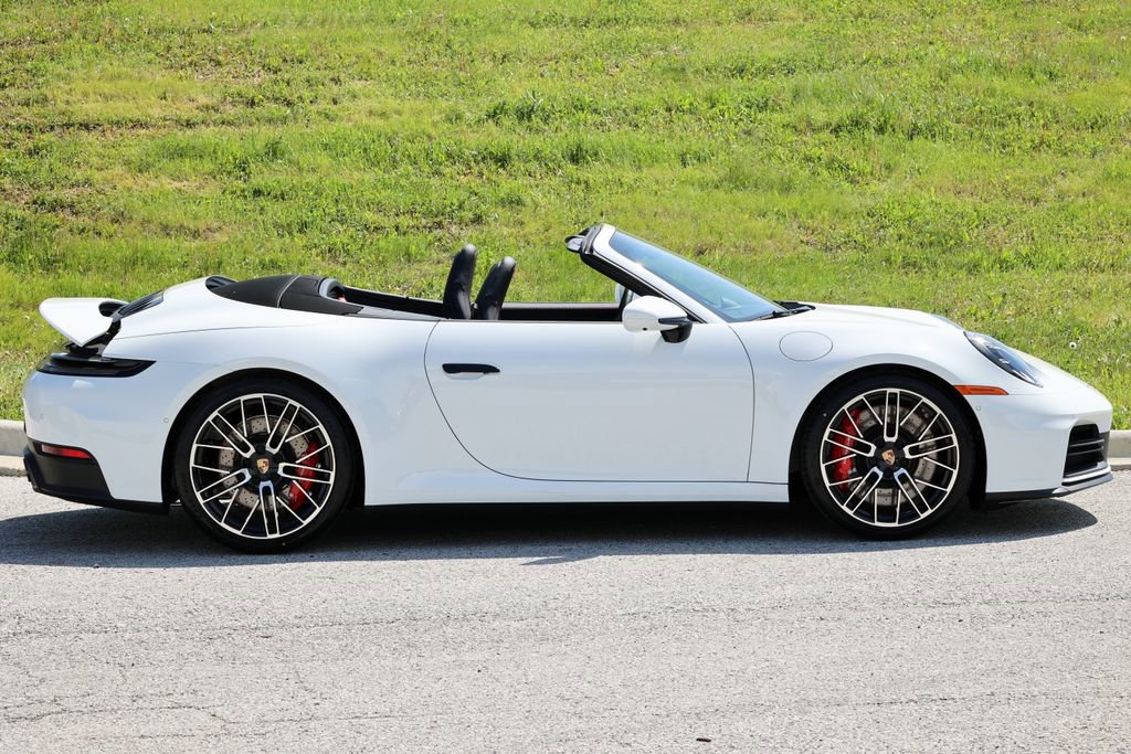 New 2026 Porsche 911 Carrera 4S AWD/4WD image 5