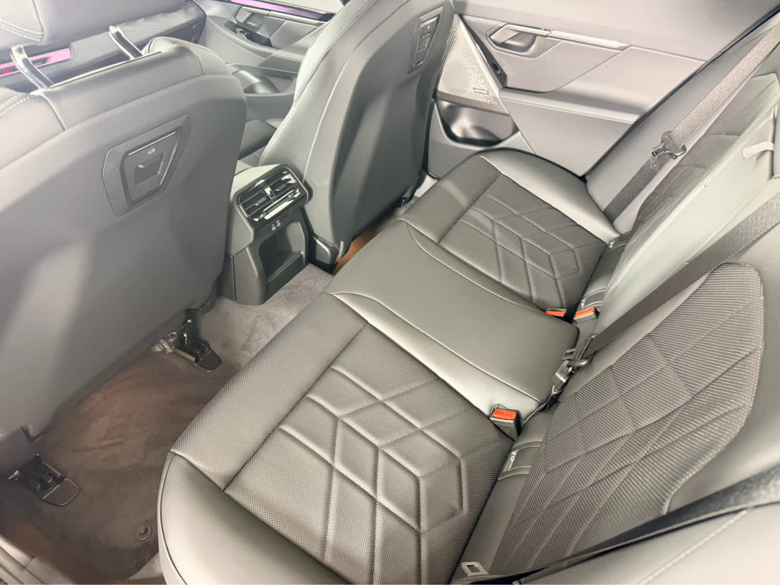 New 2027 BMW i5 eDrive40 w/ M Sport Package RWD image 18