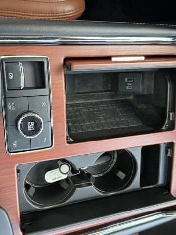 Used 2020 Lincoln Navigator L Reserve w/ Luxury Package AWD/4WD image 20