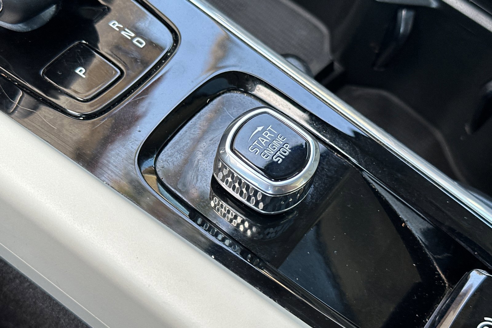 Certified 2023 Volvo S60 B5 Plus w/ Climate Package FWD image 25