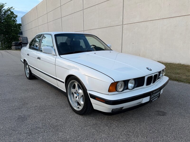 Used 1991 BMW M5 RWD image 24