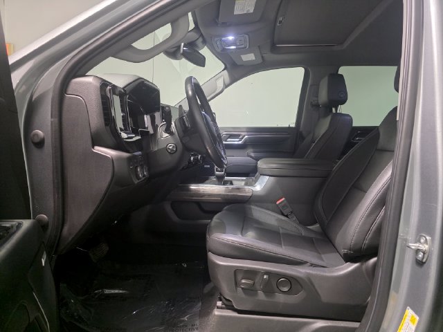 Certified 2023 Chevrolet Silverado 1500 LTZ AWD/4WD image 13