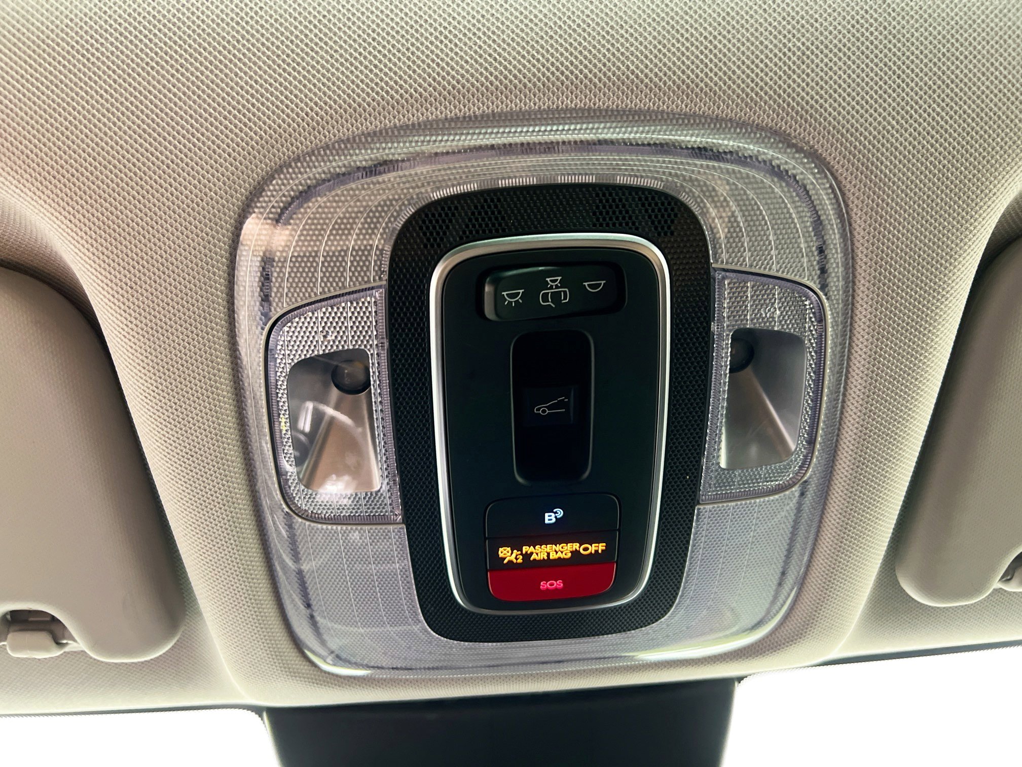 Used 2024 Hyundai Kona Limited image 22