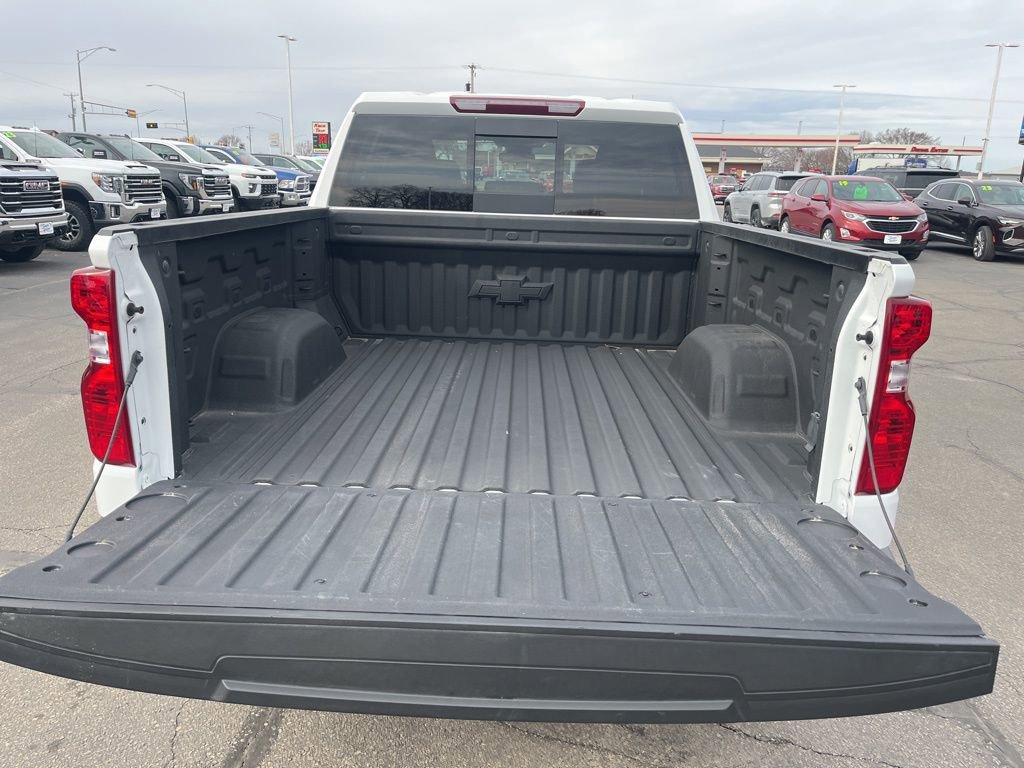 Used 2025 Chevrolet Silverado 1500 LT image 6