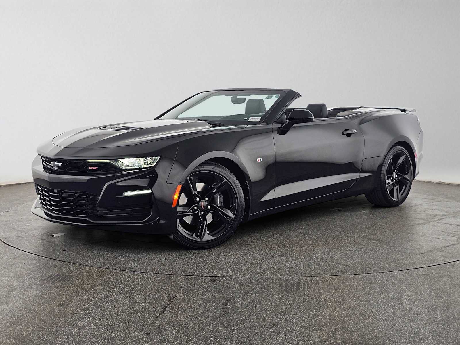 Used 2022 Chevrolet Camaro SS RWD image 28