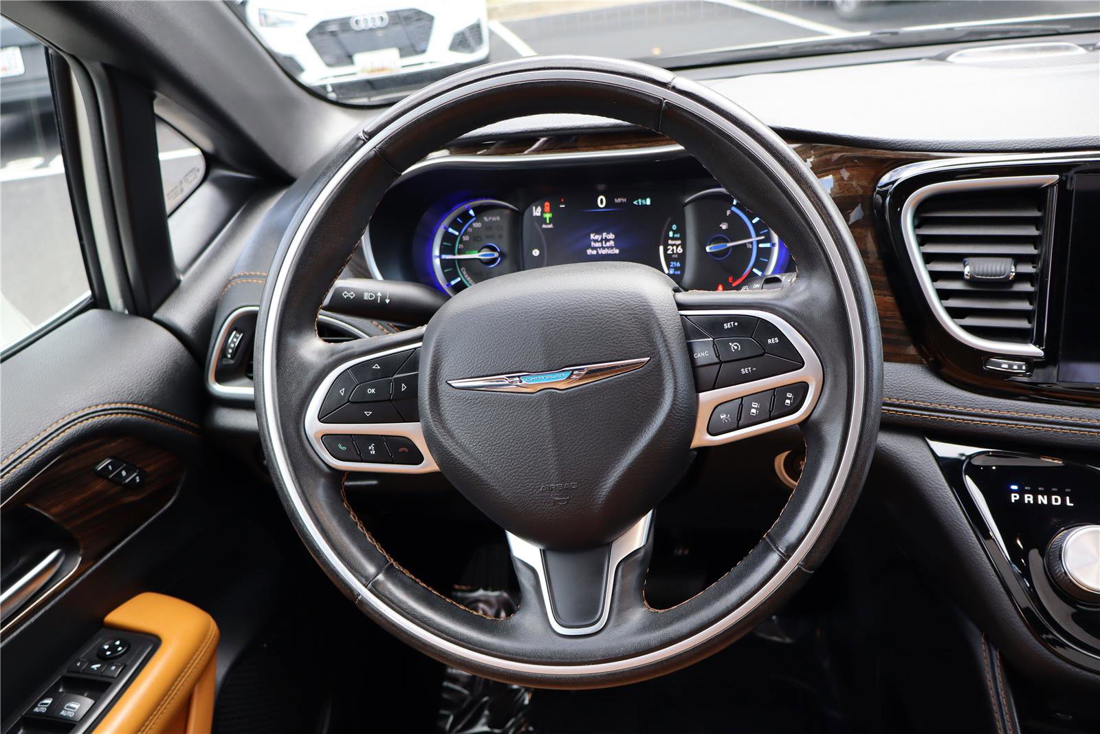 Used 2021 Chrysler Pacifica Pinnacle image 16