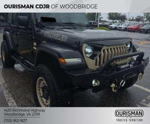 Used 2018 Jeep Wrangler Unlimited Sahara AWD/4WD image 3