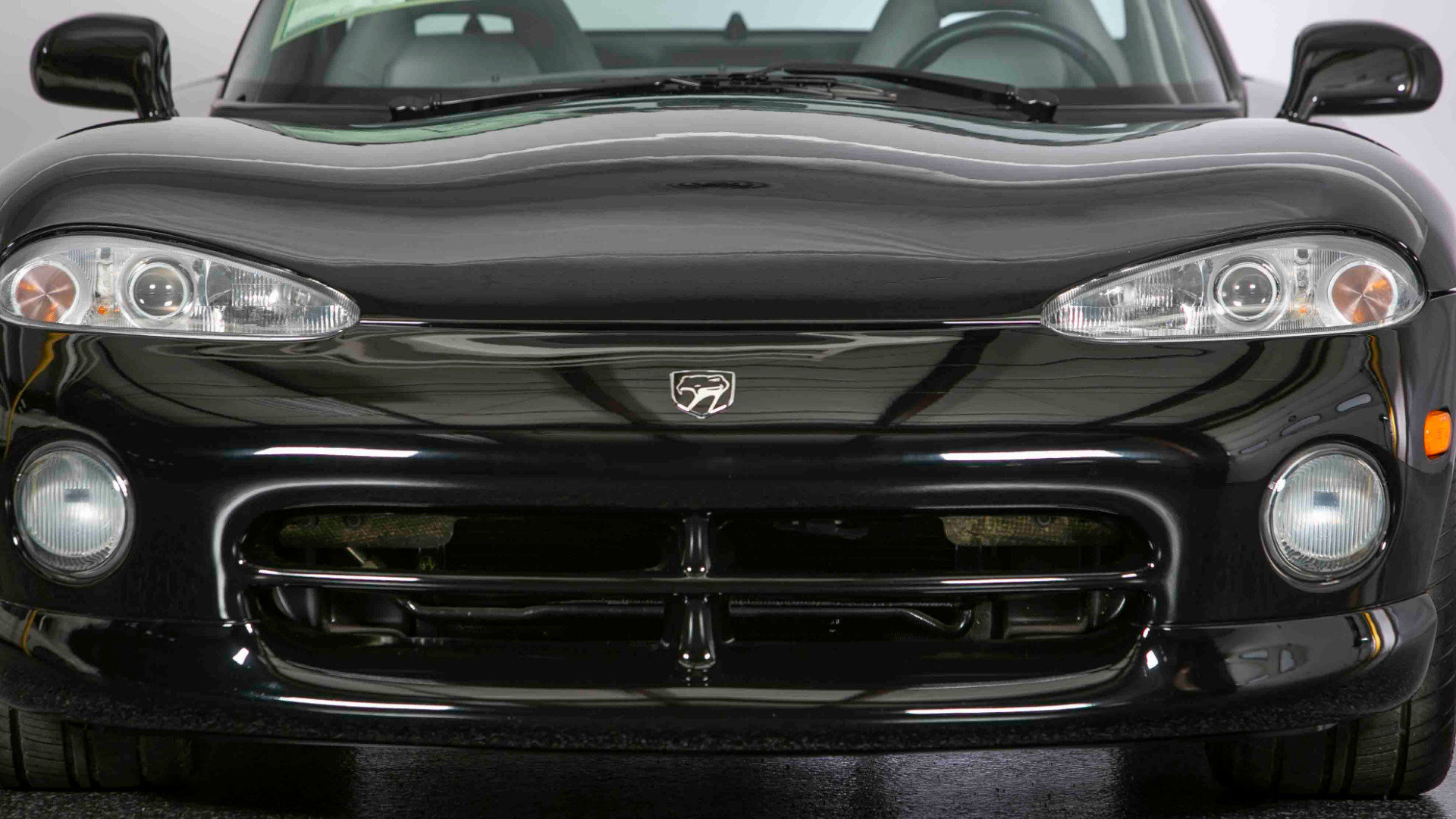 Used 1995 Dodge Viper RT/10 RWD image 11