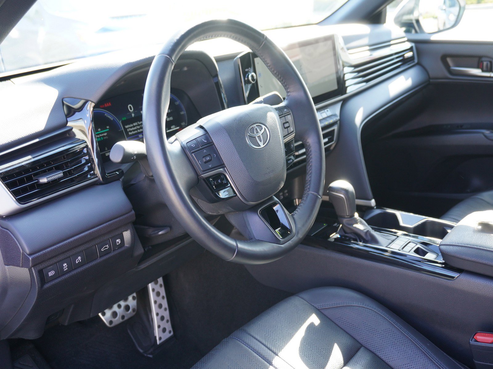 Used 2025 Toyota Camry XSE image 19