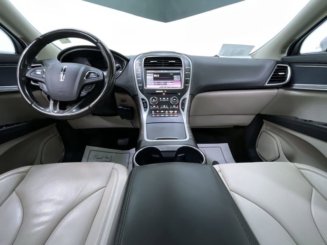 Used 2016 Lincoln MKX Reserve w/ Technology Package image 18