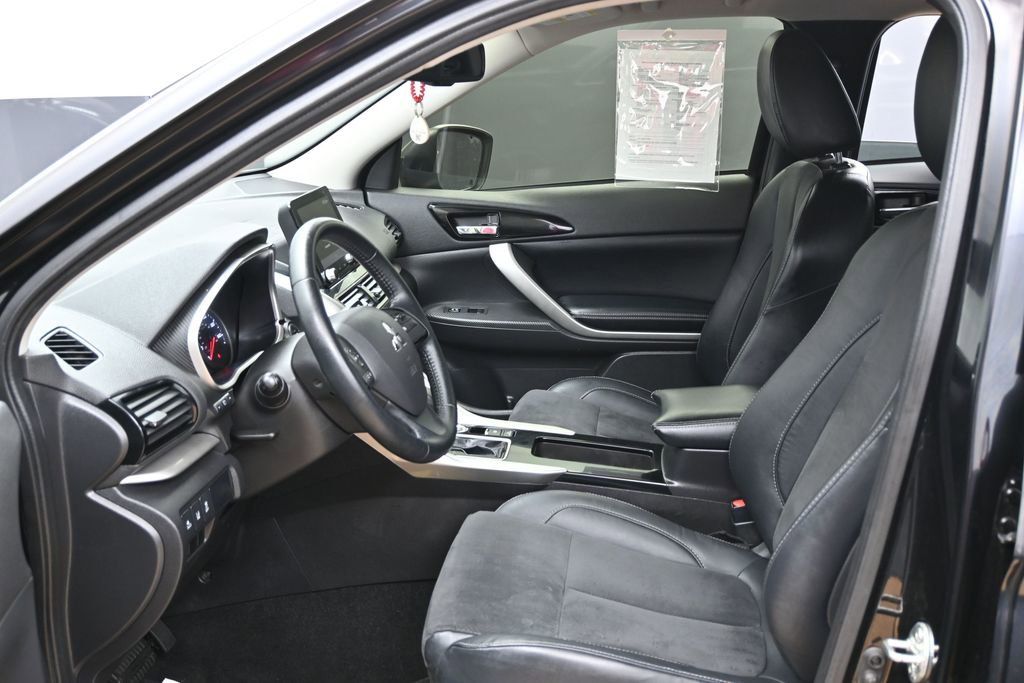 Used 2023 Mitsubishi Eclipse Cross SE AWD/4WD image 16