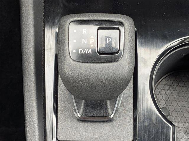 Used 2025 Nissan Rogue SV AWD/4WD image 12