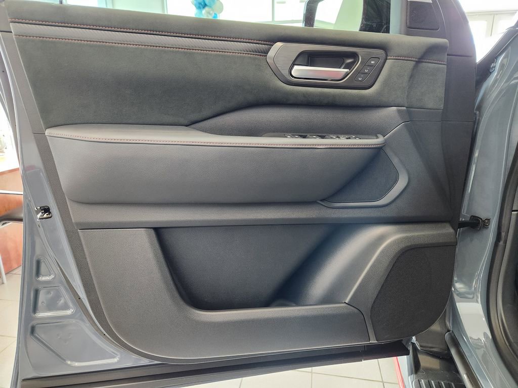 New 2026 Nissan Armada NISMO image 8