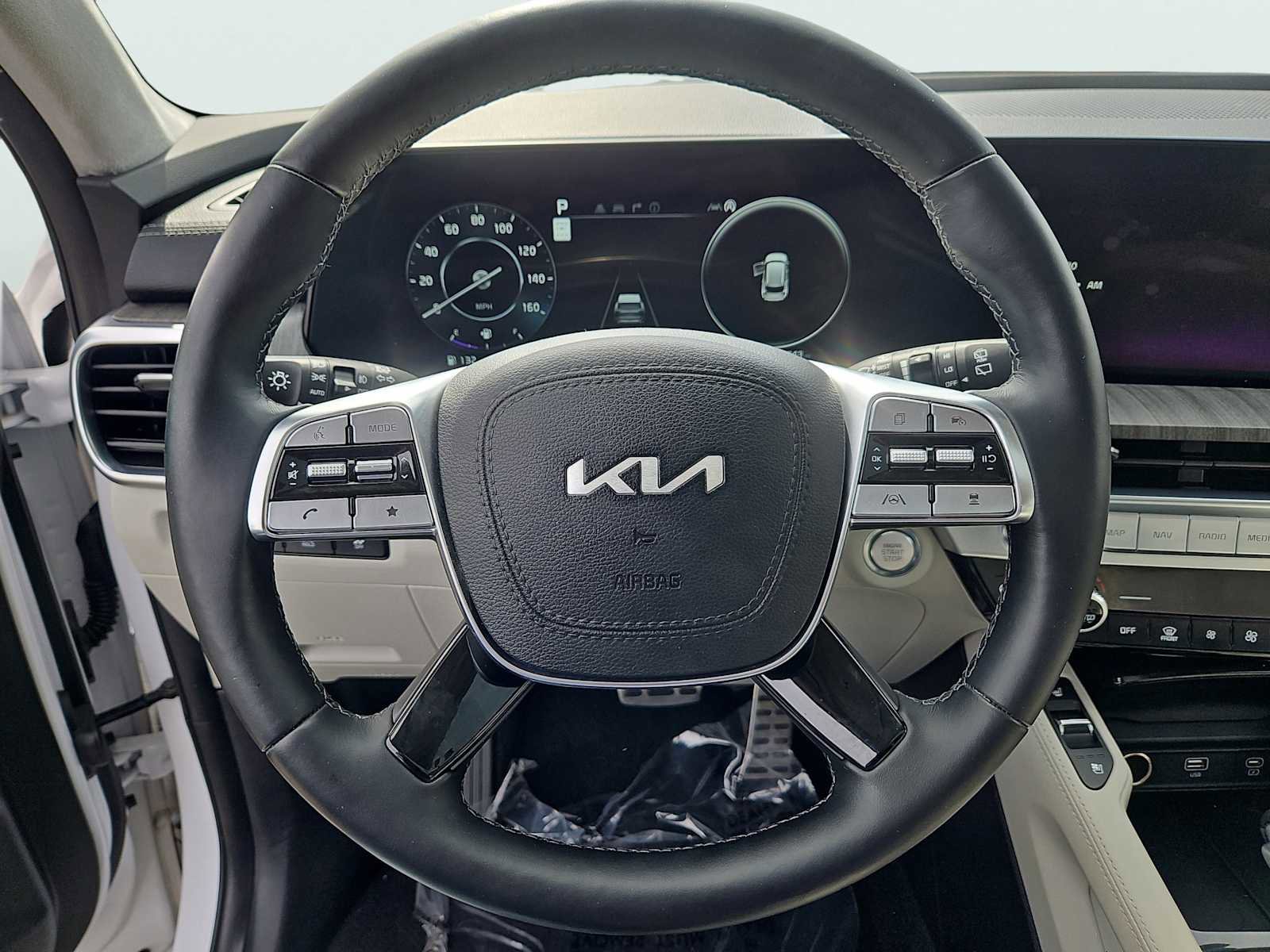 Used 2024 Kia Telluride SX Prestige image 32