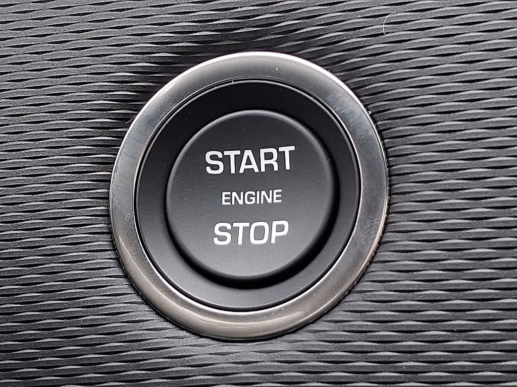 New 2026 Land Rover Discovery Sport Landmark AWD/4WD image 13