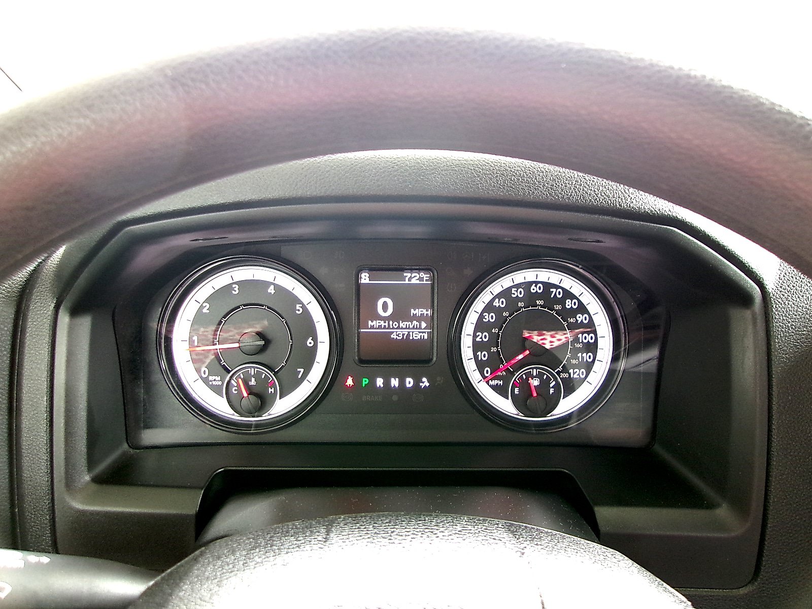 Used 2024 RAM 1500 Classic SLT AWD/4WD image 9