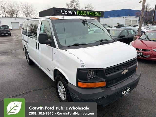 Used 2003 Chevrolet Express 3500 image 3