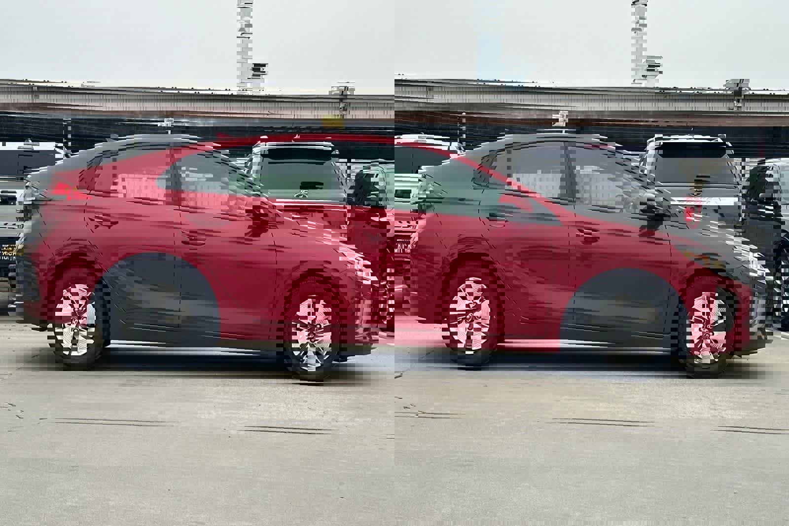 Used 2020 Hyundai Ioniq Blue image 9