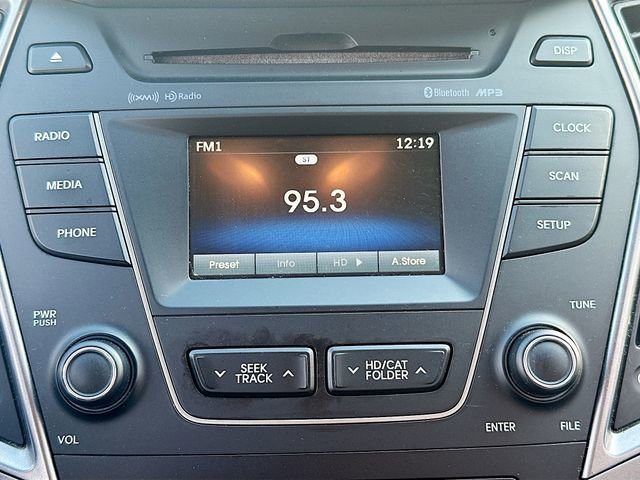 Used 2016 Hyundai Santa Fe SE image 15