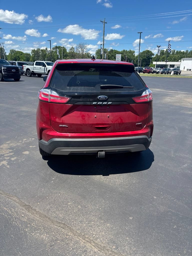 Used 2023 Ford Edge SEL w/ Convenience Package AWD/4WD image 3