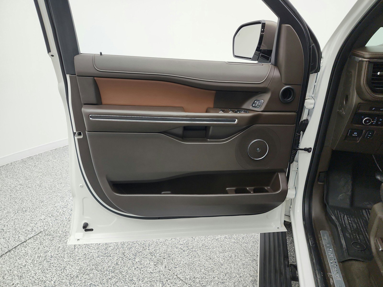 Used 2024 Ford Expedition Max King Ranch AWD/4WD image 12