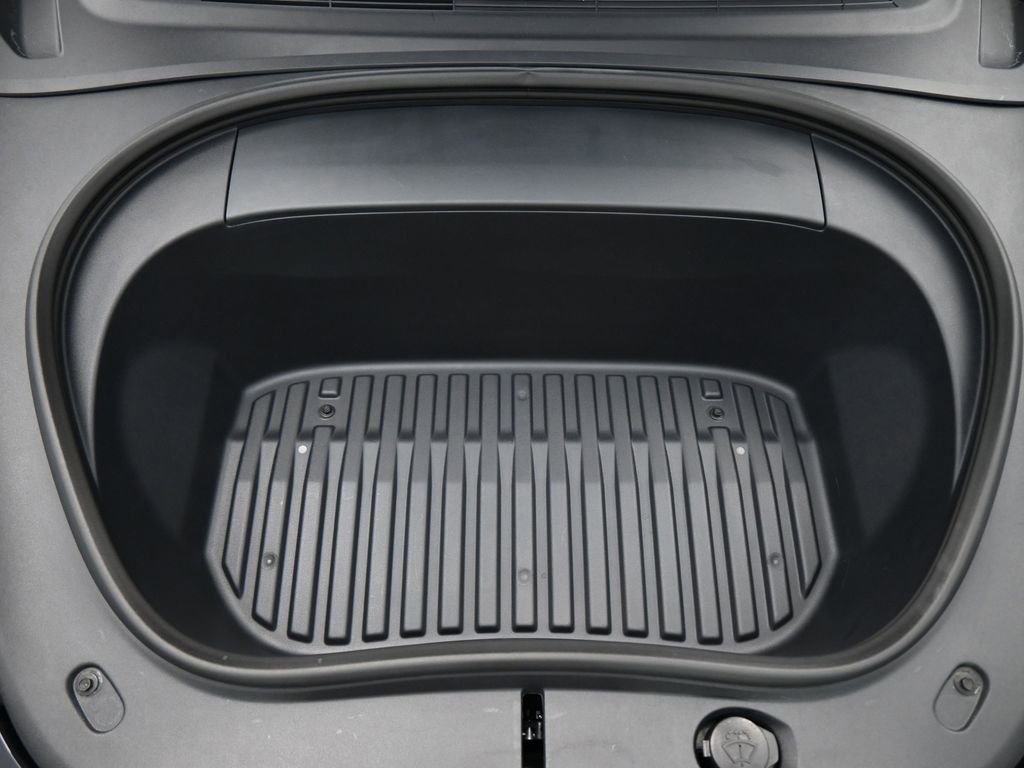 Used 2024 Tesla Model 3 Standard Range image 18