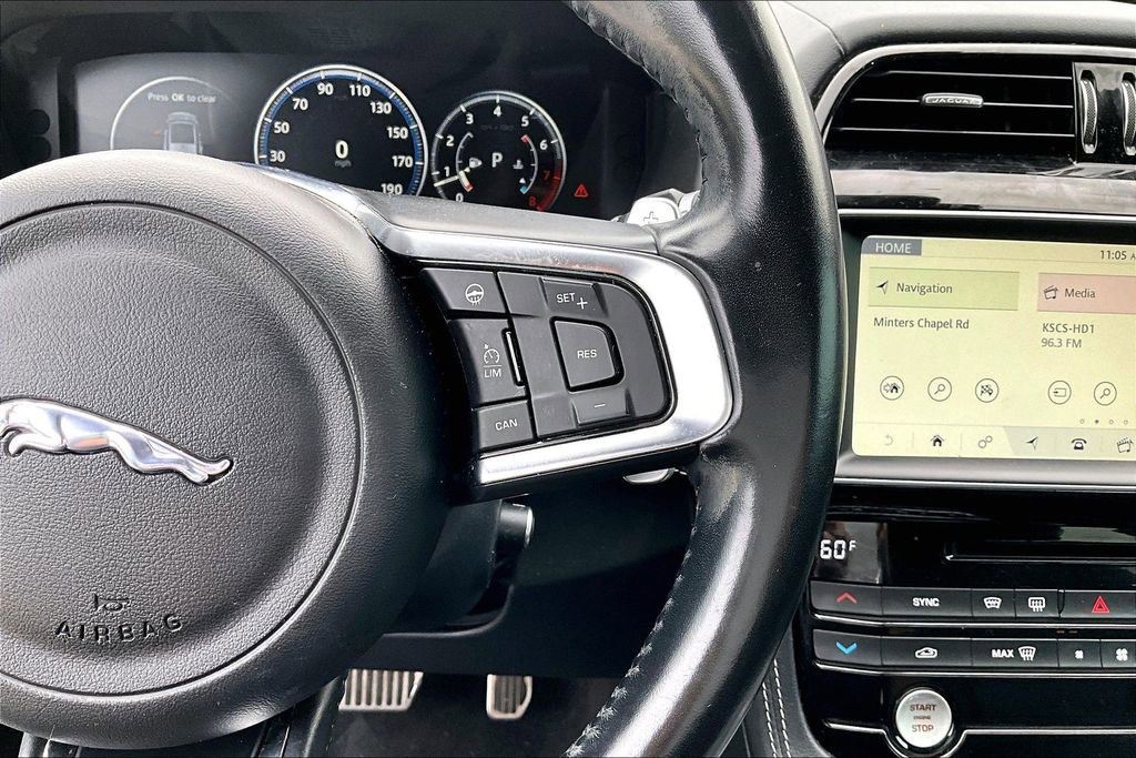Used 2017 Jaguar F-PACE S image 20