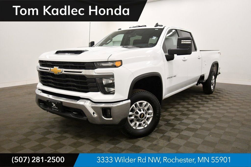 Used 2024 Chevrolet Silverado 2500 LT w/ Convenience Package AWD/4WD image 1