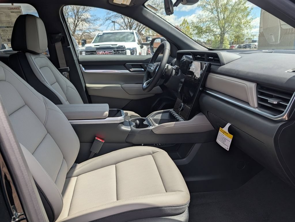 New 2026 GMC Terrain Elevation w/ Elevation Premium Package AWD/4WD image 28