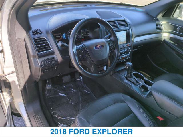 Used 2018 Ford Explorer XLT w/ Equipment Group 202A image 14