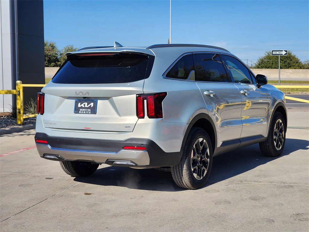 New 2026 Kia Sorento S image 4