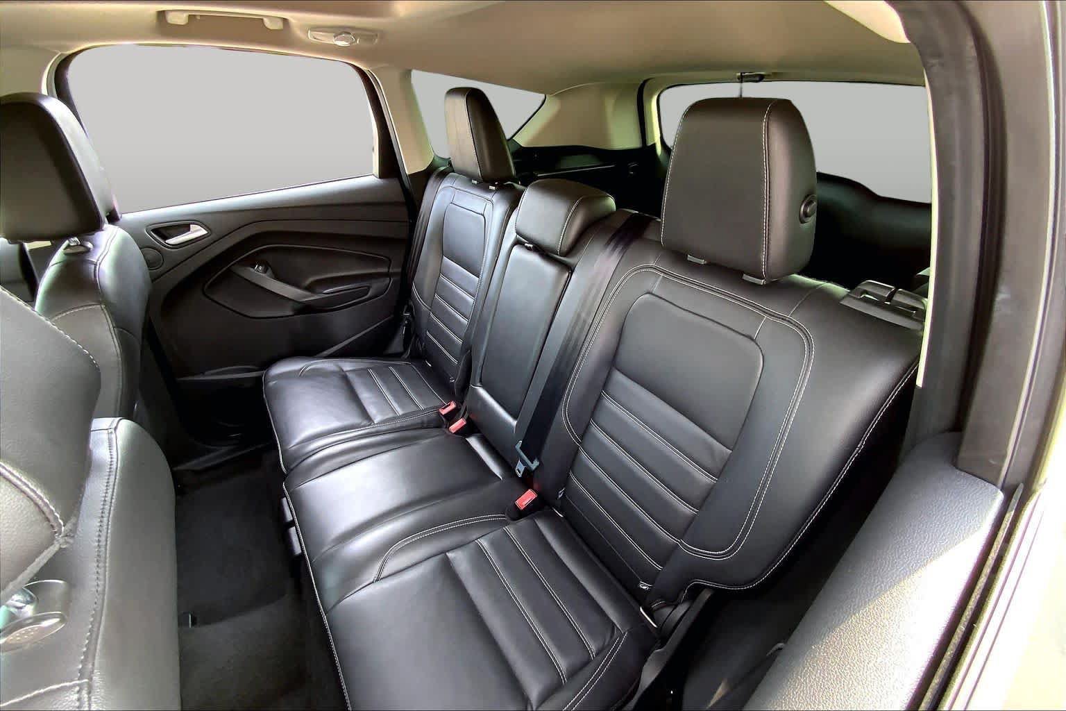 Used 2017 Ford Escape Titanium w/ Equipment Group 301A FWD image 18