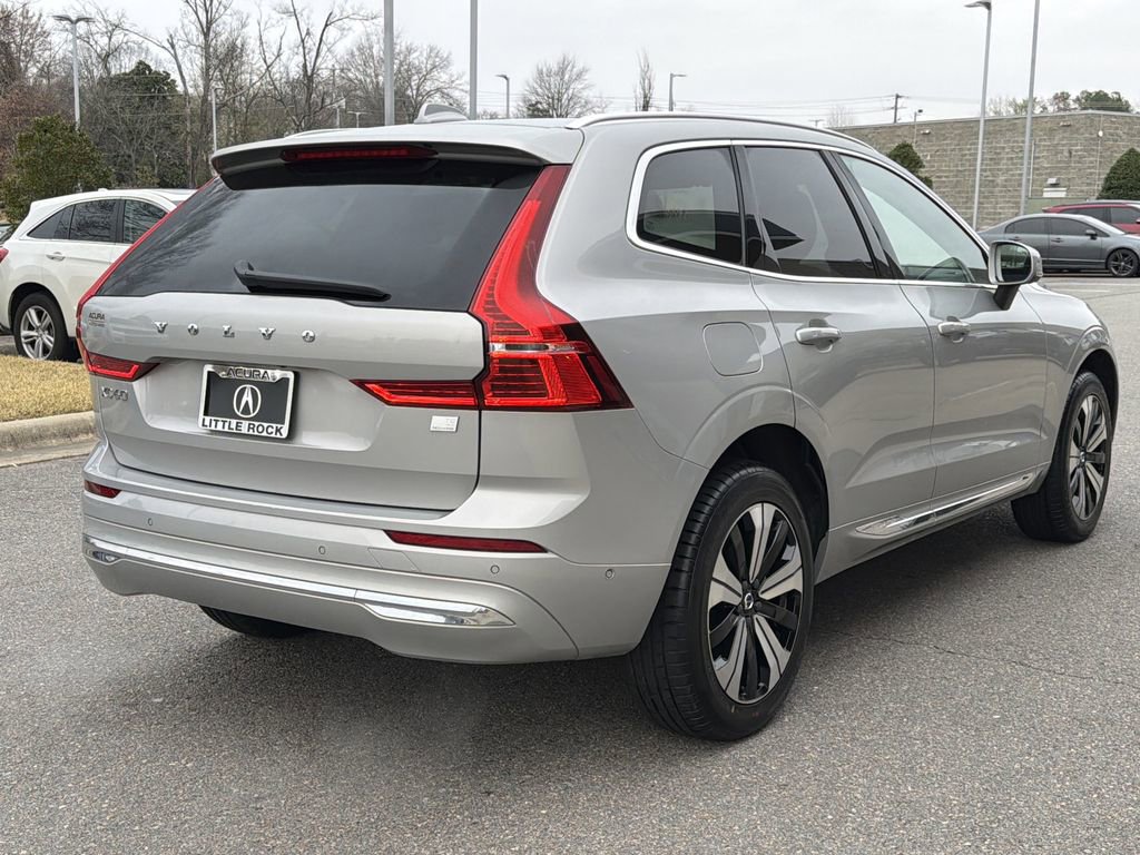 Used 2023 Volvo XC60 T8 Plus image 5