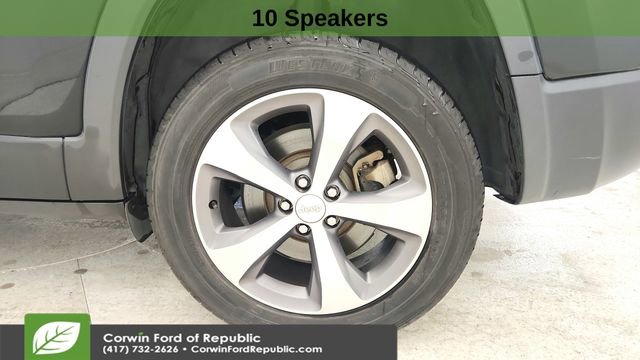 Used 2020 Jeep Cherokee Limited image 11