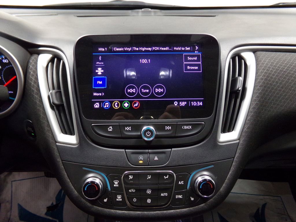 Used 2023 Chevrolet Malibu LT w/ Driver Confidence Package image 18