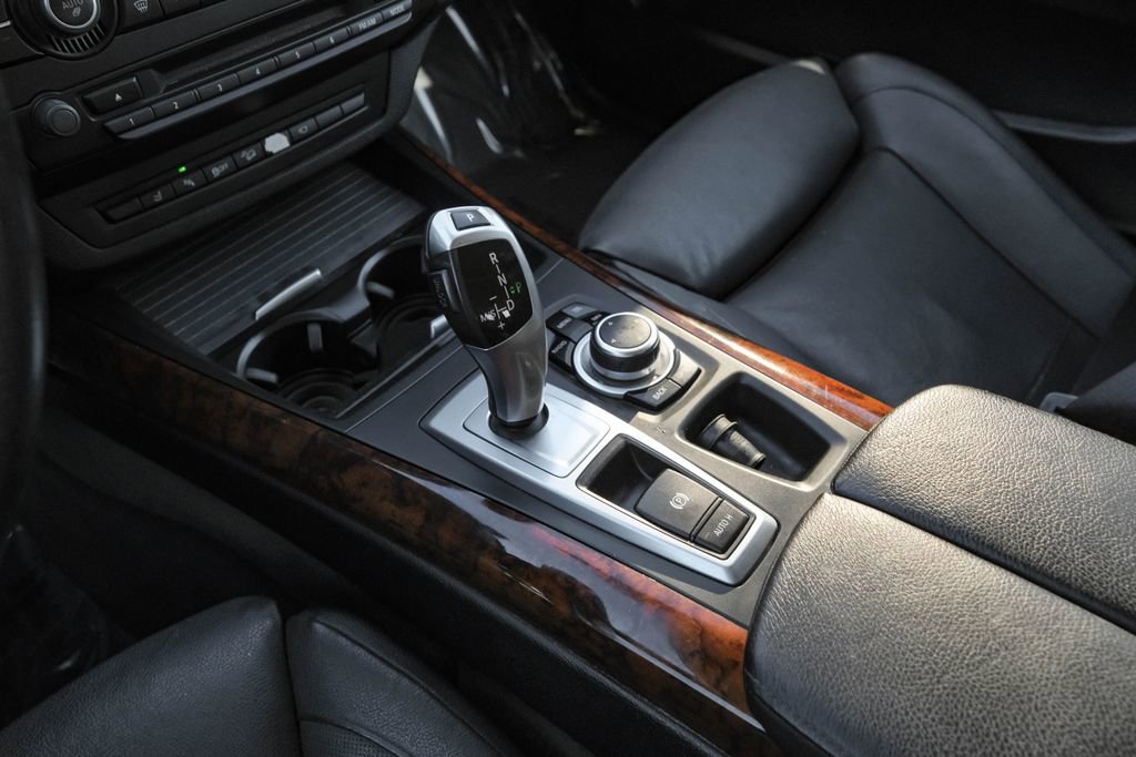 Used 2013 BMW X5 xDrive50i image 27