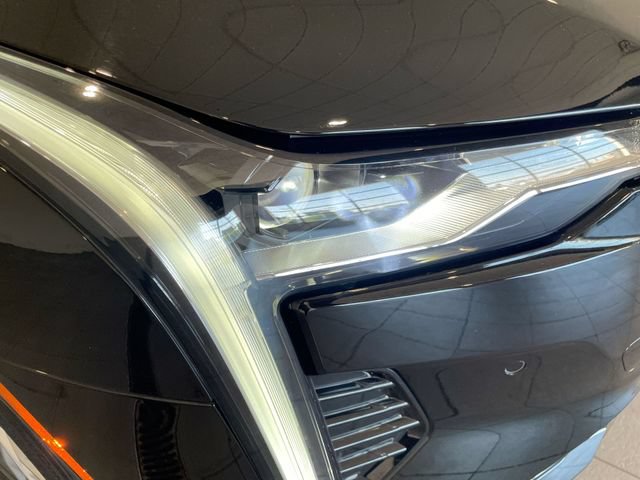 Certified 2022 Cadillac CT4 Premium Luxury AWD/4WD image 11