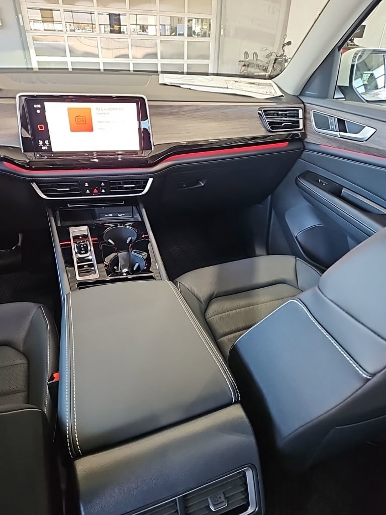 New 2026 Volkswagen Atlas SEL AWD/4WD image 26